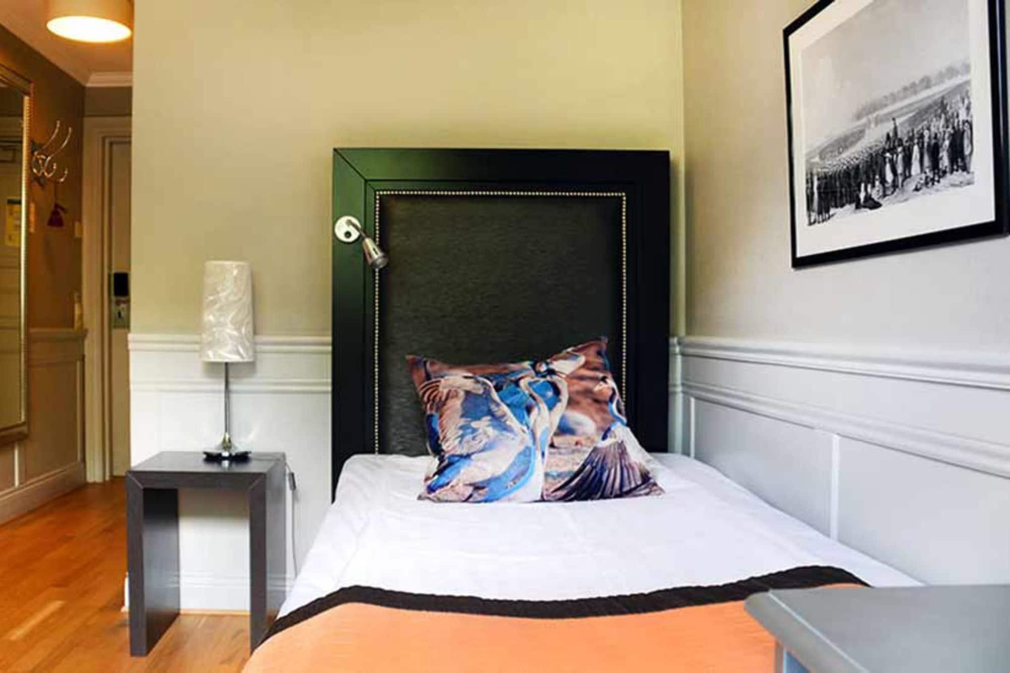 Home Hotel Majoren Skövde Eksteriør billede